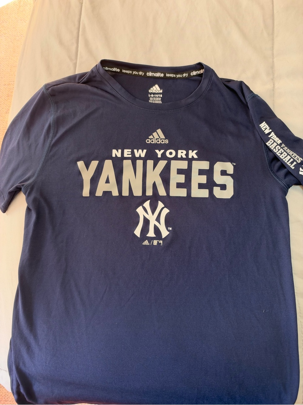 adidas Navy New York Yankees Short Sleeve Tee